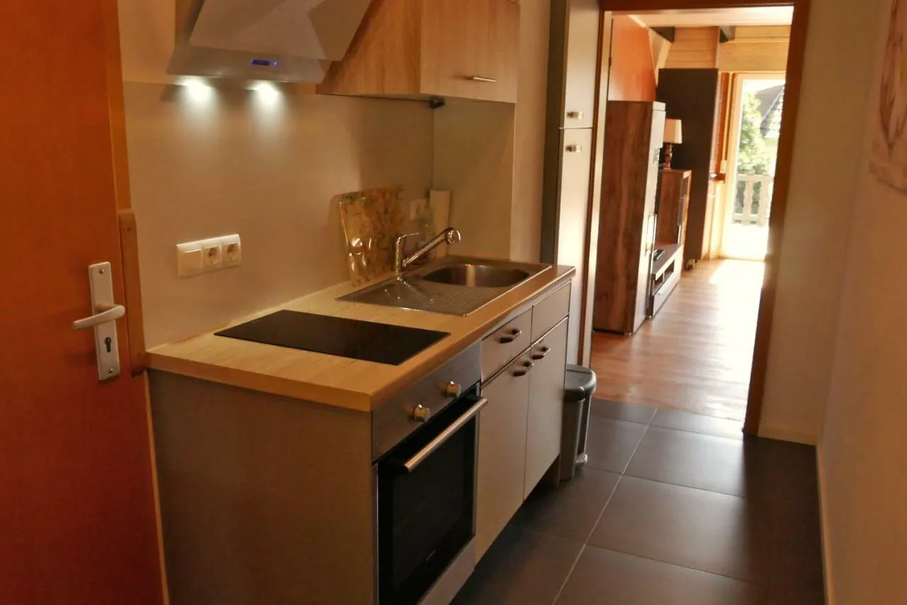 Airport Rooms Waldblick Cologne Homestay